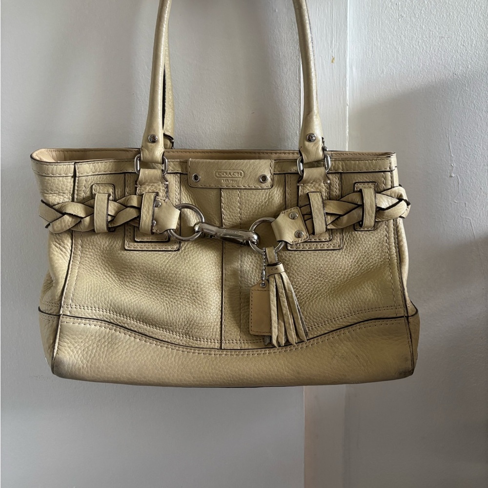 Vintage Coach Hampton Pebble Leather Shoulder Bag